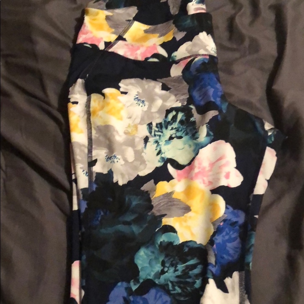 Old Navy active